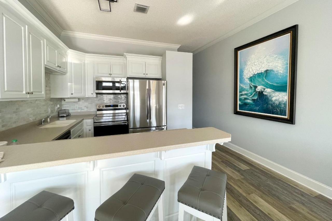 Sunny Pcb Home With Balcony Steps To The Beach! Panama City Beach Buitenkant foto